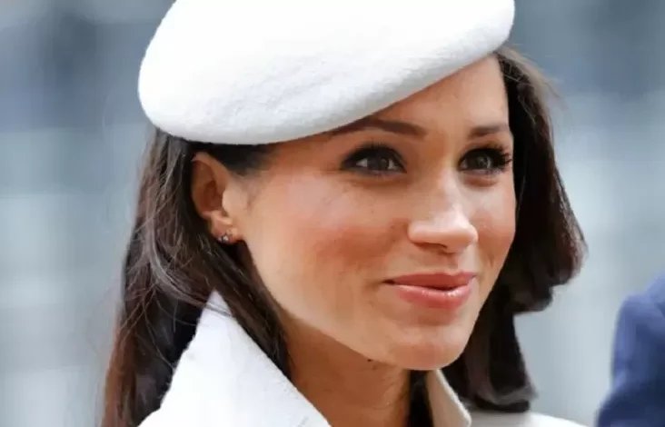 Meghan Markle Tinggalkan Pangeran Harry di area tempat Hari Valentine, Naik Jet Pribadi ke California