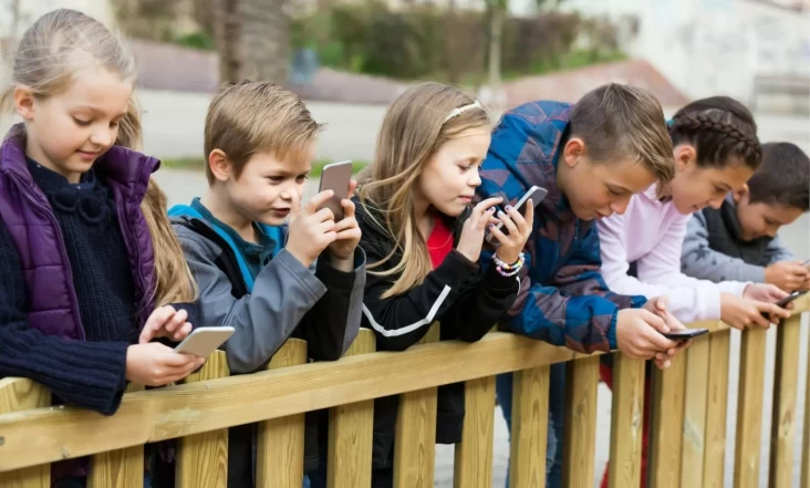 Menkominfo Tekankan Signifikans Perlindungan Anak pada Sistem Digital