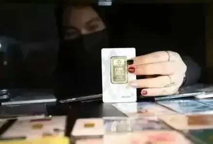 Pecah Rekor Lagi, Harga Emas Antam Hari Hal ini Nyaris Tembus Rp1,7 Juta per Gram
