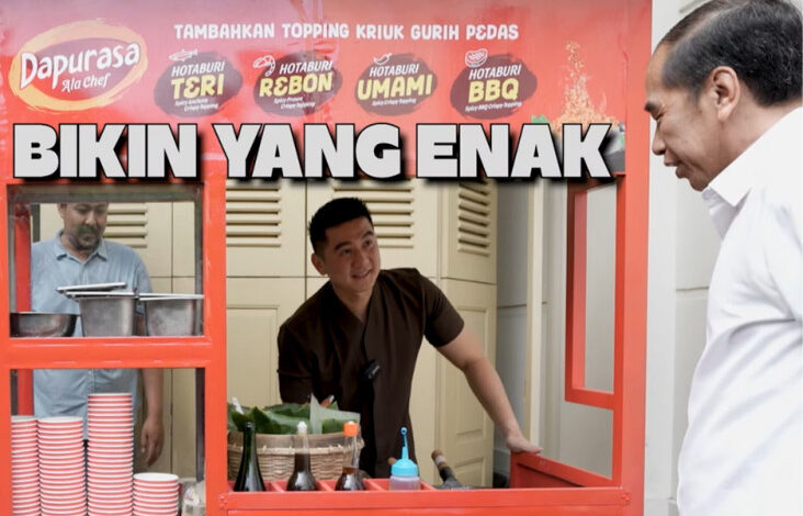 Seru! Chef Arnold Buka Gerobak Nasi Goreng pada Depan Rumah Jokowi, Ada Berbagai Pengunjung!