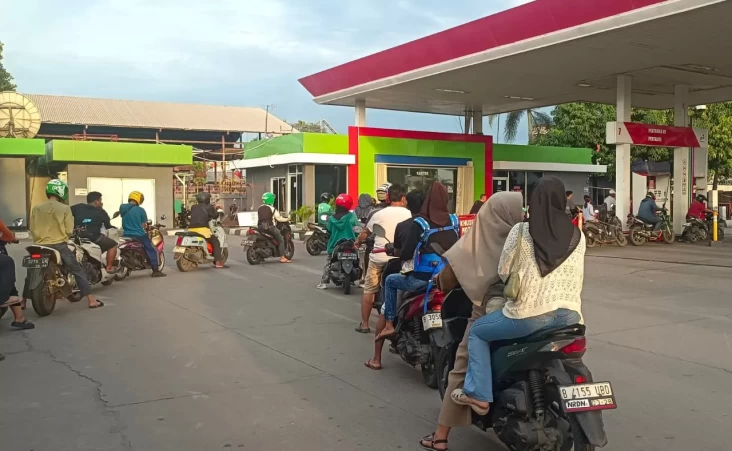 Apa Itu Blending di area Kasus Dugaan Oplosan Bensin Pertamax Pertamina