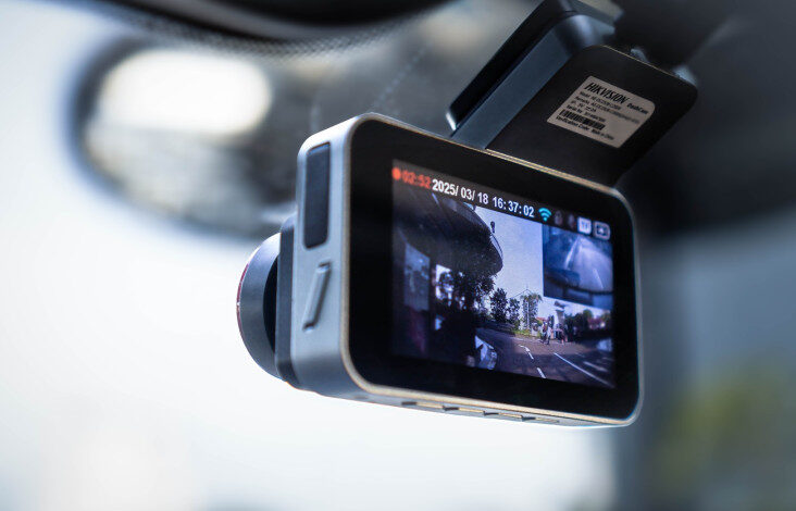 Ketenteraman Maksimal dalam tempat Jalanan: Dashcam 2025 dengan Fitur ADAS & Kontrol Suara!