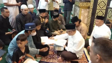 Mendikdasmen Abdul Muti Tarawih Bersama Siswa di dalam di Masjid Al-Falah, Ini adalah adalah Pesannya