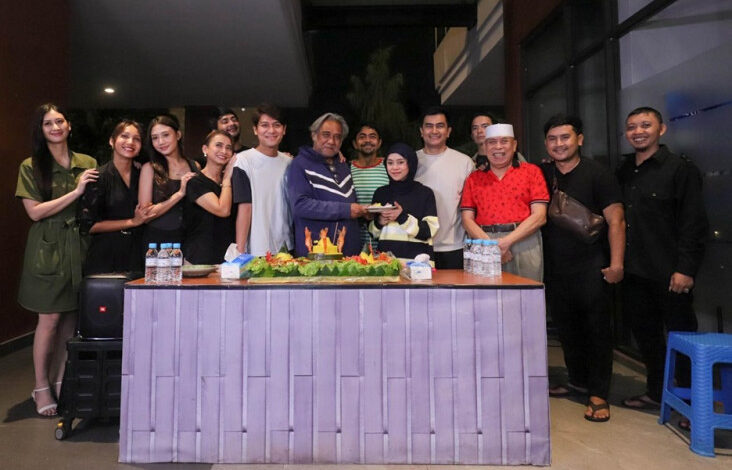 Romansa Kampung Dangdut Tayang Pertama di RCTI, Lesti Kejora dan juga Rizky Billar Gelar Syukuran