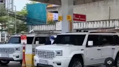Viral! Mobil Mirip Kendaraan Dinas Kepresidenan Isi Bensin di area di Shell