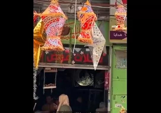Warga Kawasan Kawasan Gaza Sambut Ramadan di tempat area Tengah Reruntuhan