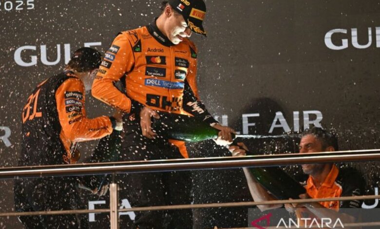 Piastri persembahkan kemenangan GP Bahrain untuk McLaren