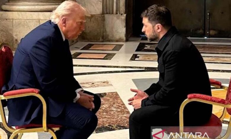 Trump lalu juga Zelenskyy bertemu pada Vatikan, setuju lanjutkan pembicaraan