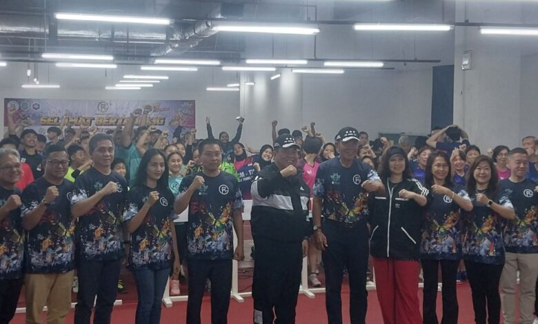 POR Maesa penghargaan perlombaan perlombaan tenis meja disertai atlet dari tujuh negara