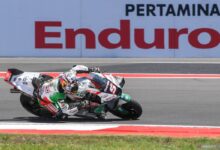 Johann Zarco menangi MotoGP Prancis 2025 yang tersebut digunakan penuh drama