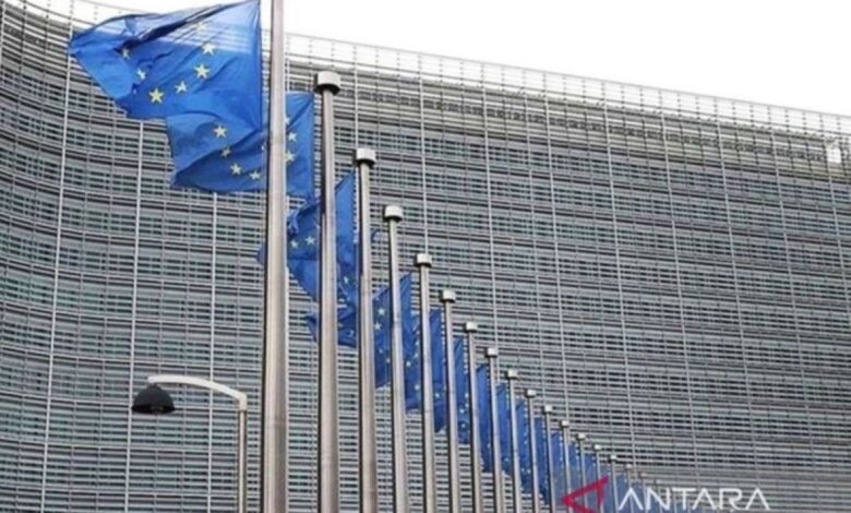 Uni Eropa terus sanksi Rusia jikalau Amerika Serikat tinggalkan negosiasi damai